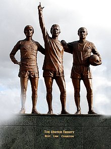 Statue des Trios George Best, Denis Law und Sir Bobby Charlton außerhalb des Old Trafford